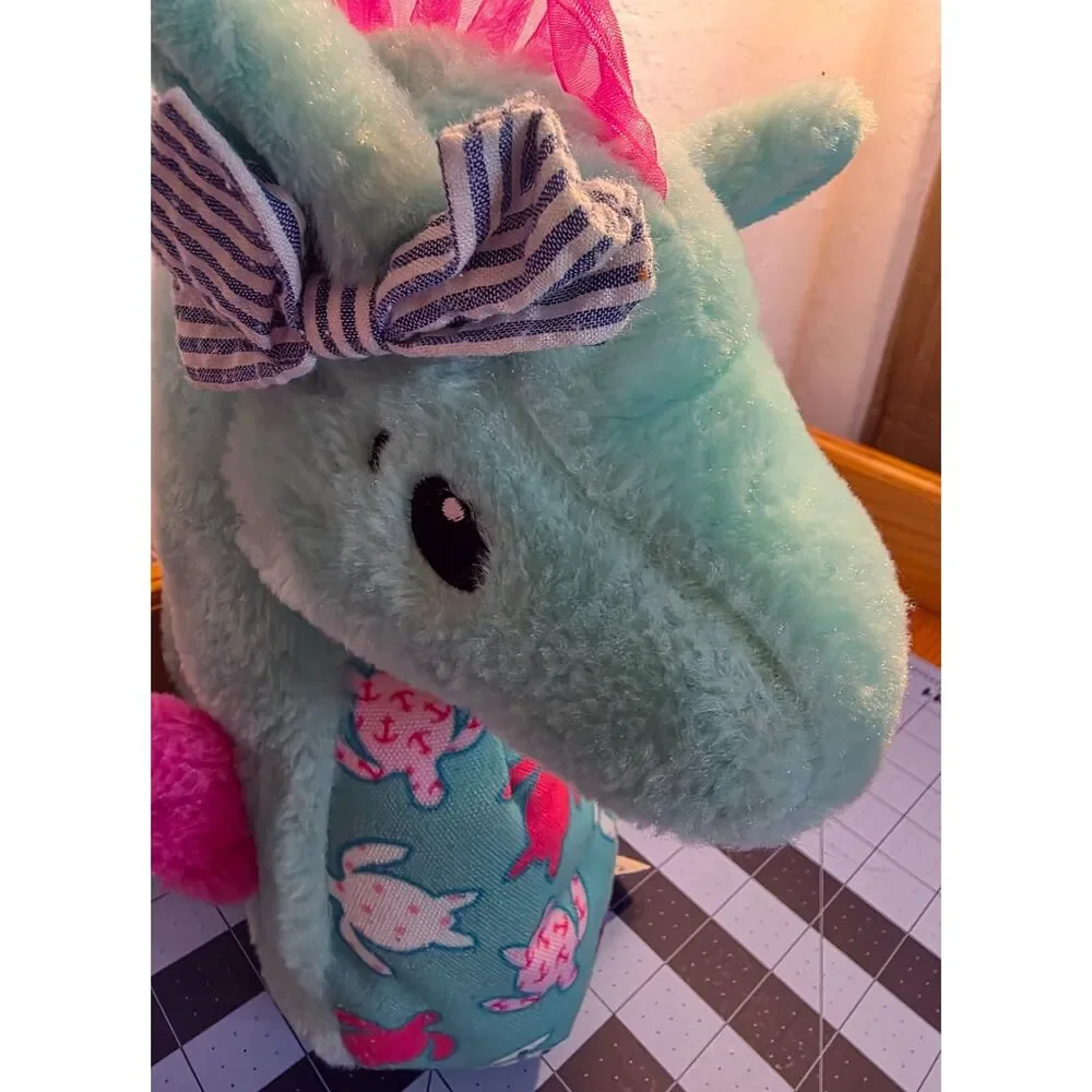 The Preppy Pelican Seahorse Plush Turtle Print Pink Fins Bow 9